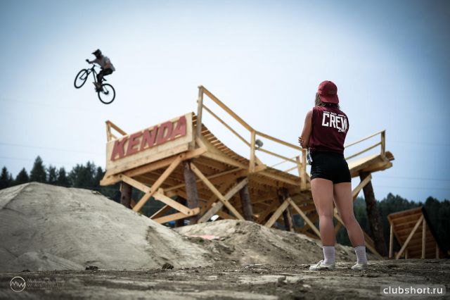 76008_20170624_crankworx_mwalther-1_xgaplus.jpg